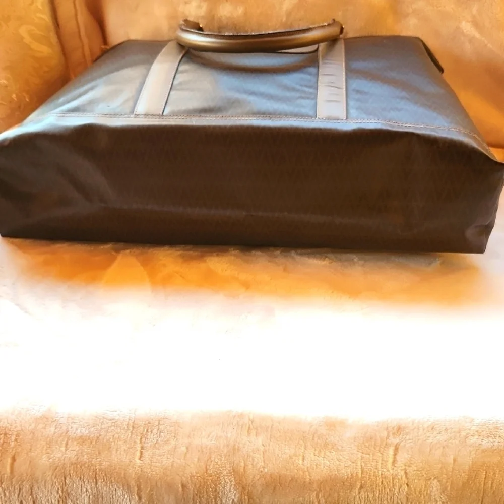 Valentino (MARIO) Brown Duffel Bag with‎ Structured Design